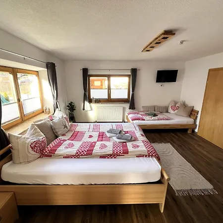 Apartment Lechhuamat Weissenbach am Lech