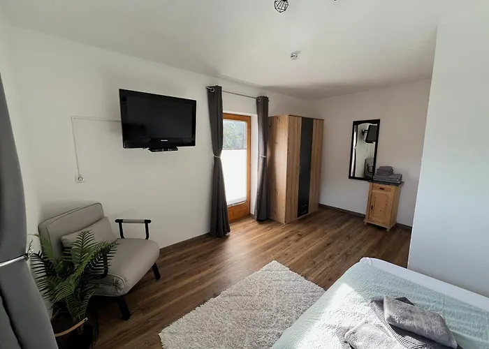 Lechhuamat * Weissenbach am Lech