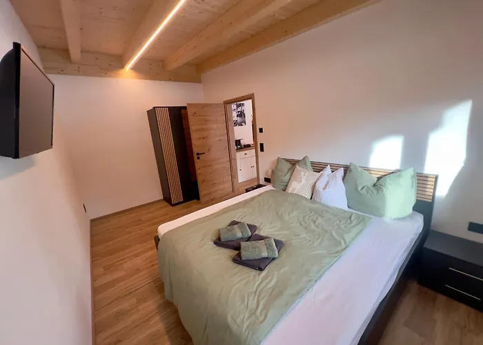 Lechhuamat * Weissenbach am Lech