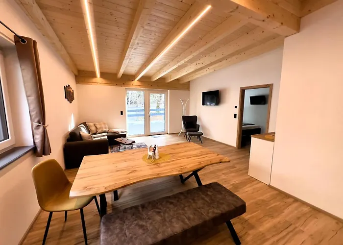 Lechhuamat * Weissenbach am Lech