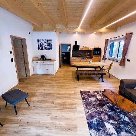 Lechhuamat شقة وزنباك أمليش